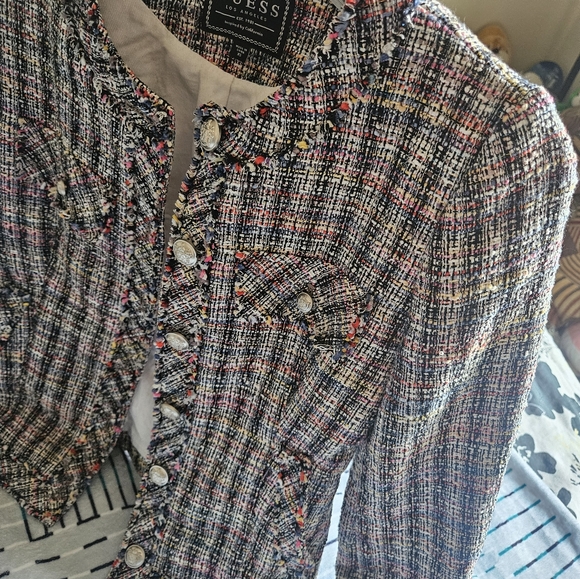 Guess jacket xs size - Picture 4 of 15